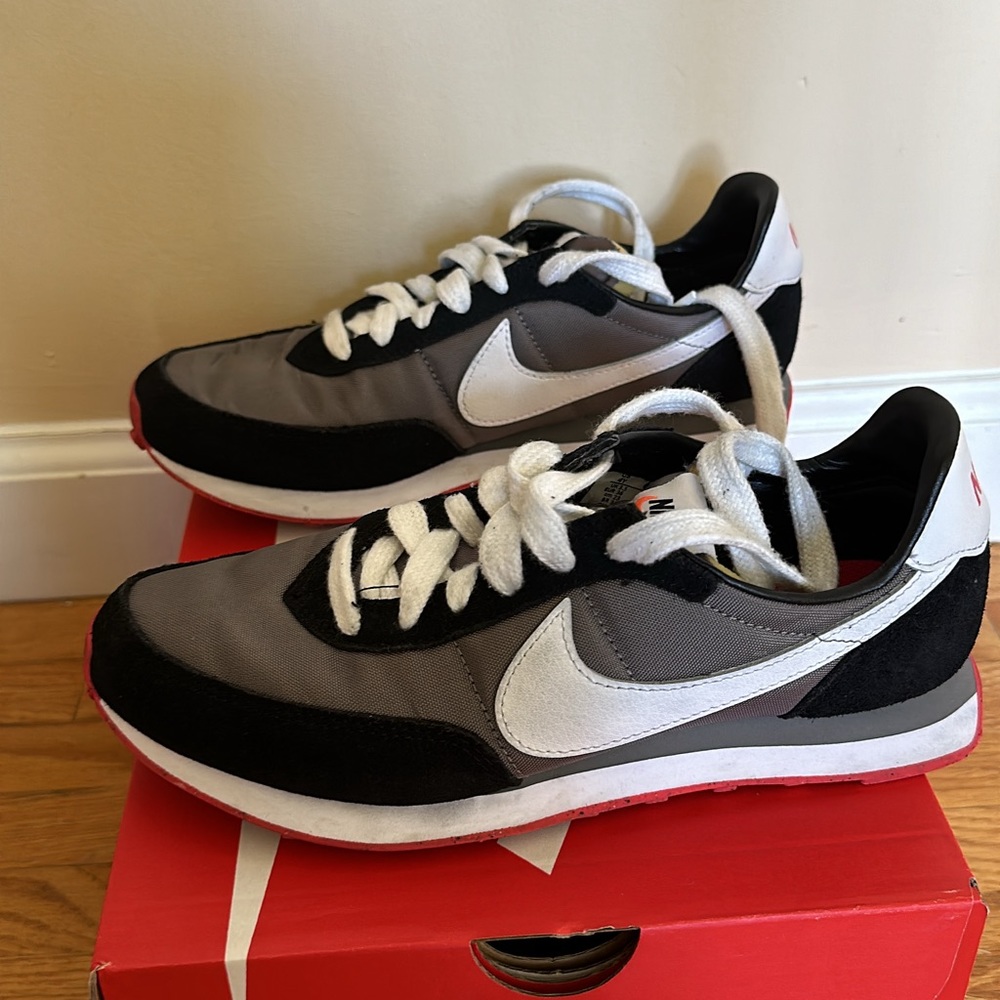 Nike Youth Waffle Trainers - Youth 4